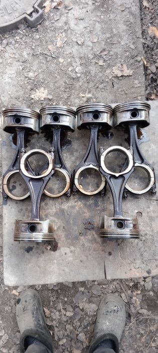 Шатуны. Теплообменник. Резина