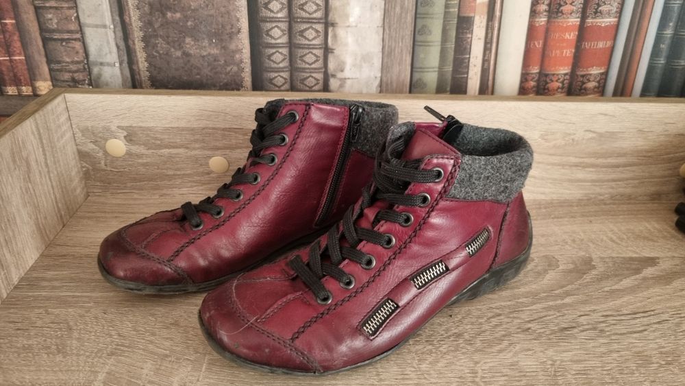 Топли ботушки 37