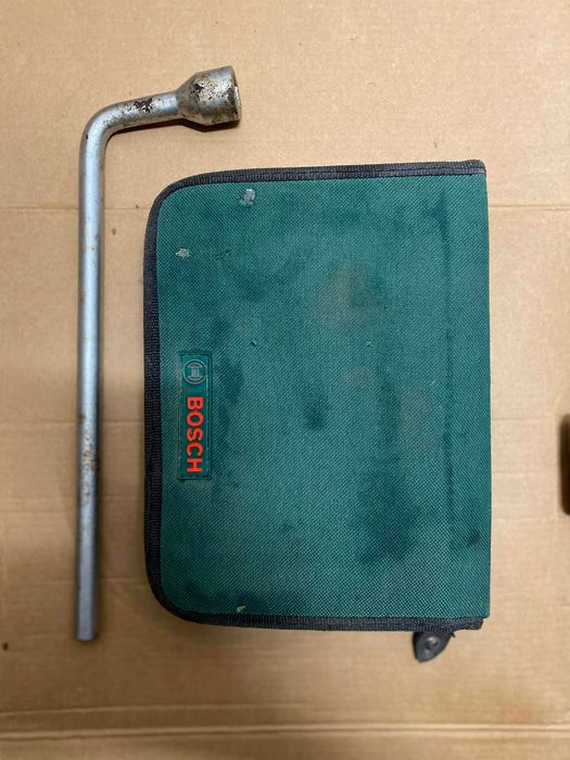 Комплект инструменти - Mercedes-Benz