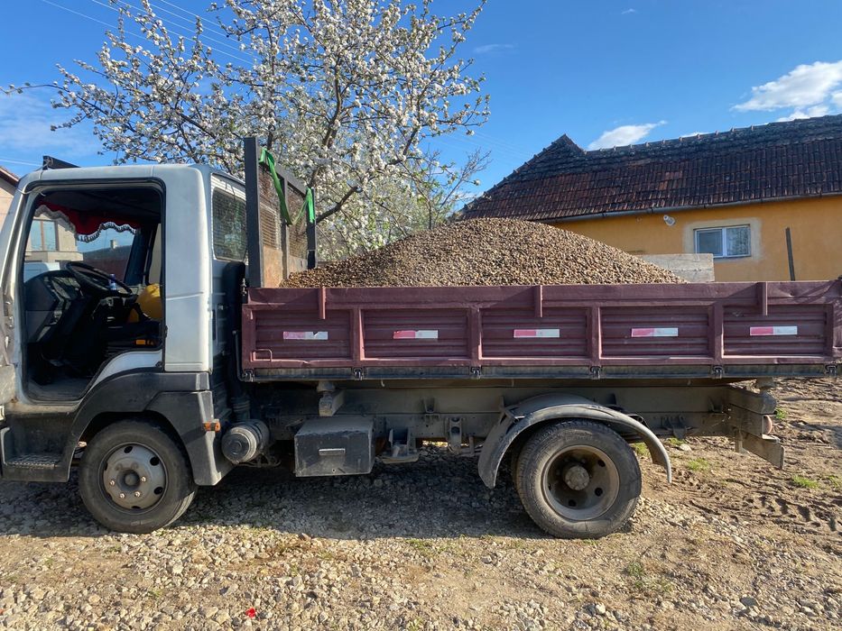 Nissan alteon 7,5 t  sau schimb  cu 3,5 t