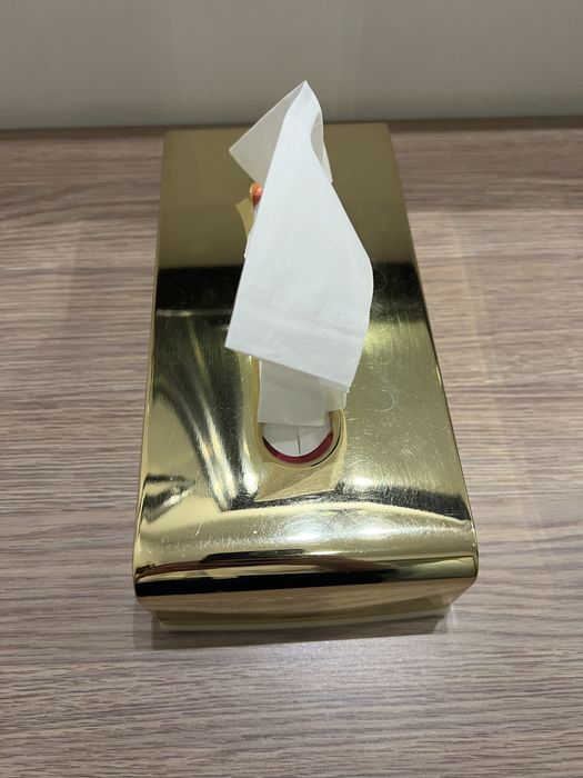 Mască robustă aurie pentru cutie de șervețele dreptunghiulare