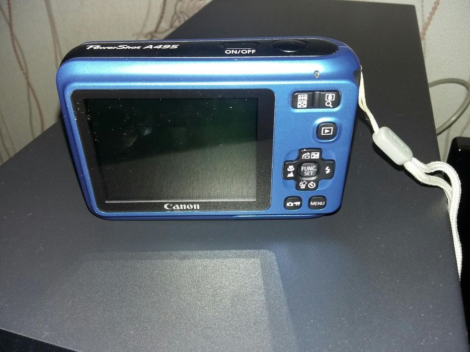 Цифравой фотоапарат. Срочно.