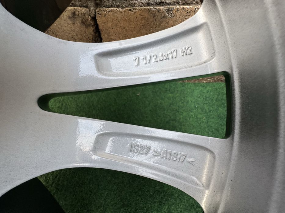 4 броя Джанти БМВ BMW 5x112 Style 631 17 цола за G11 G12 G30 G31