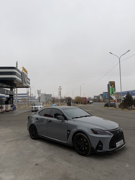 Lexus is 300  Yaponchik