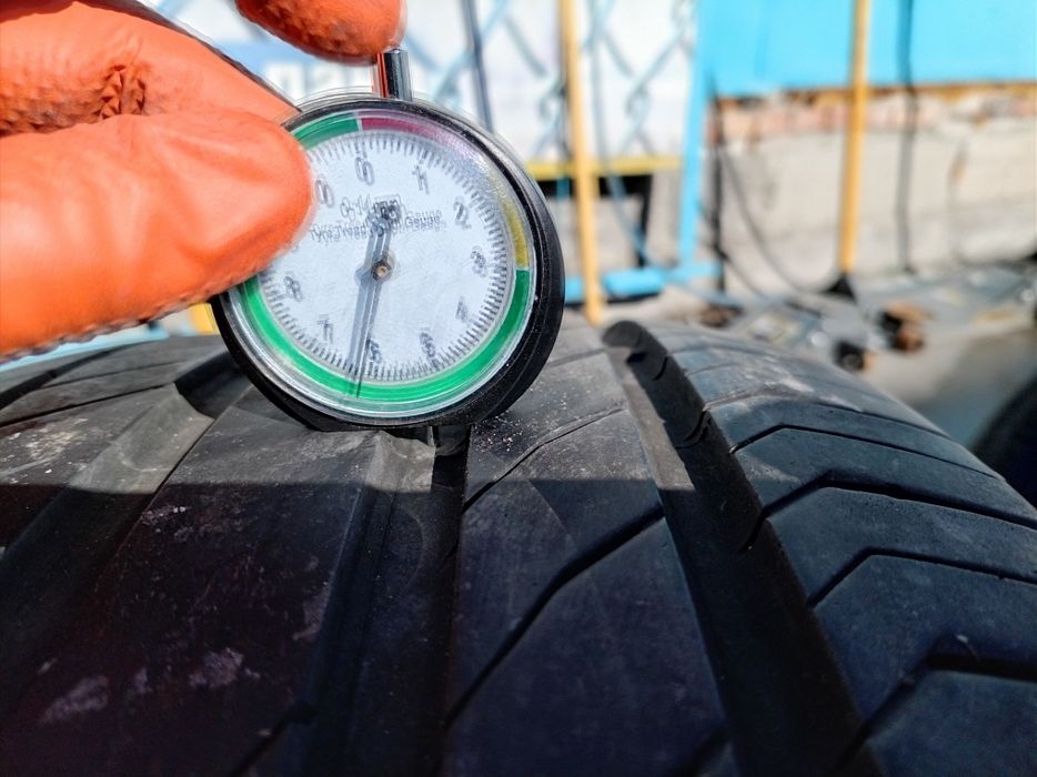 Гуми 255/55/18 4бр. RSC Континентал