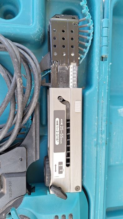 De vânzare masina de insurubat makita 6842