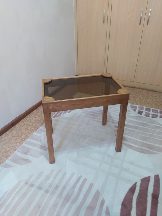 Чайный столик ручной работы