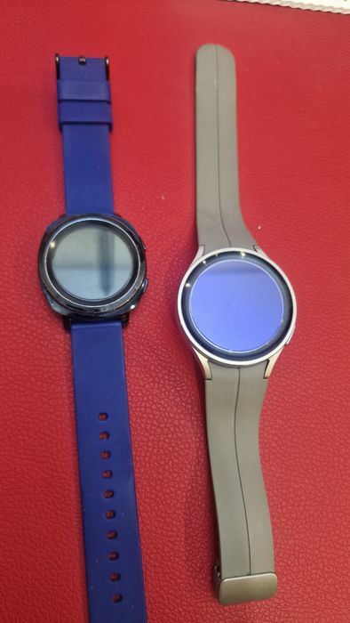 Смарт-часы Samsung в отличном состоянии!