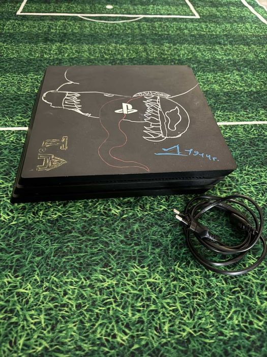 PS4 playstation 4 pro плейстейшън 4