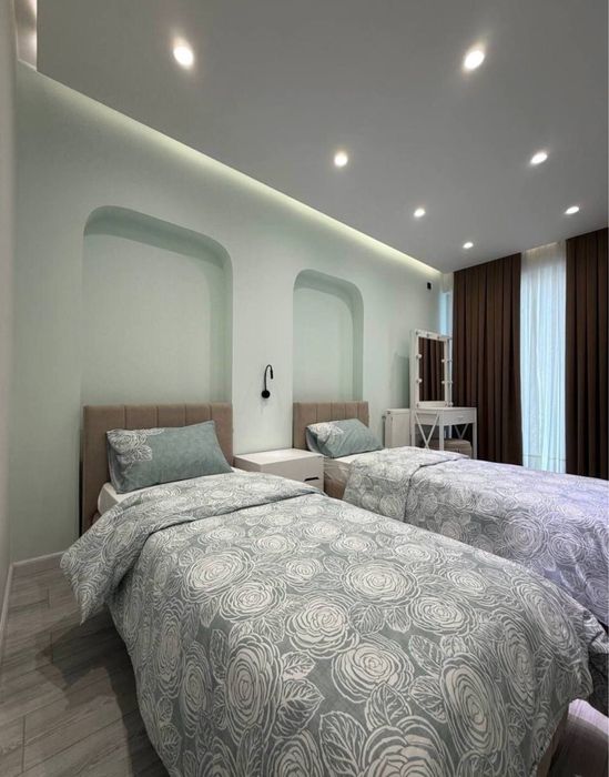 Zarafshon City 2-комнатная квартира 100м² 1200$ Яккасарайский район