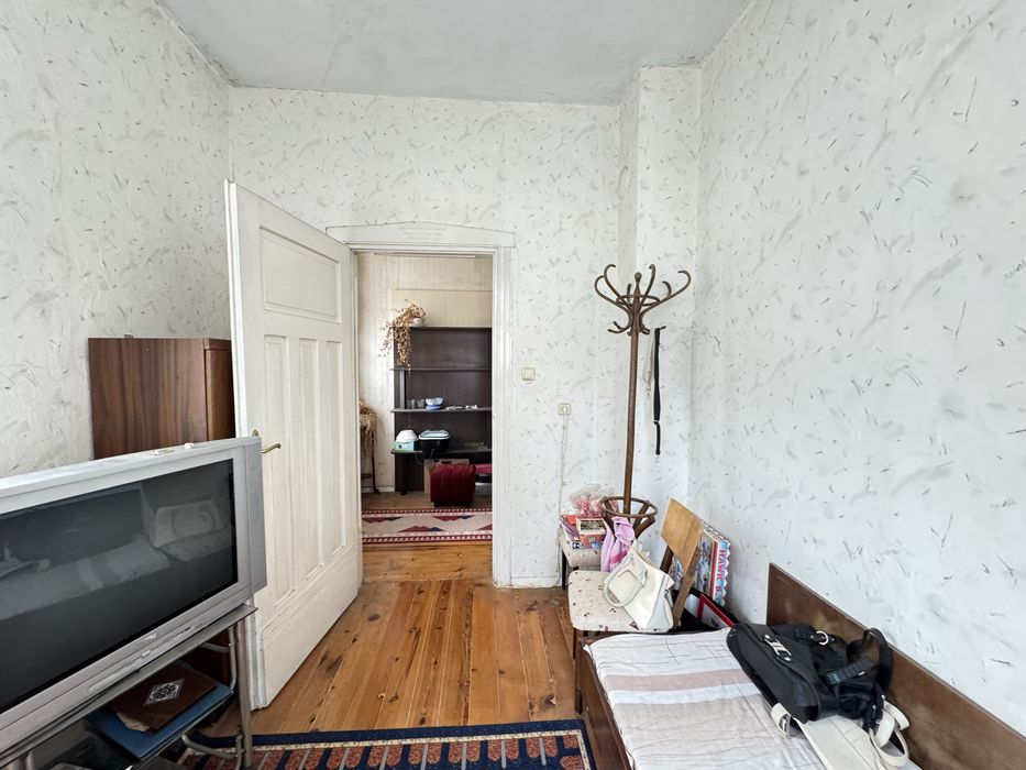 Продава се Етаж от къща в Русе, Дружба 1 - 118 кв.м за 584 €/кв.м - Снимка #8