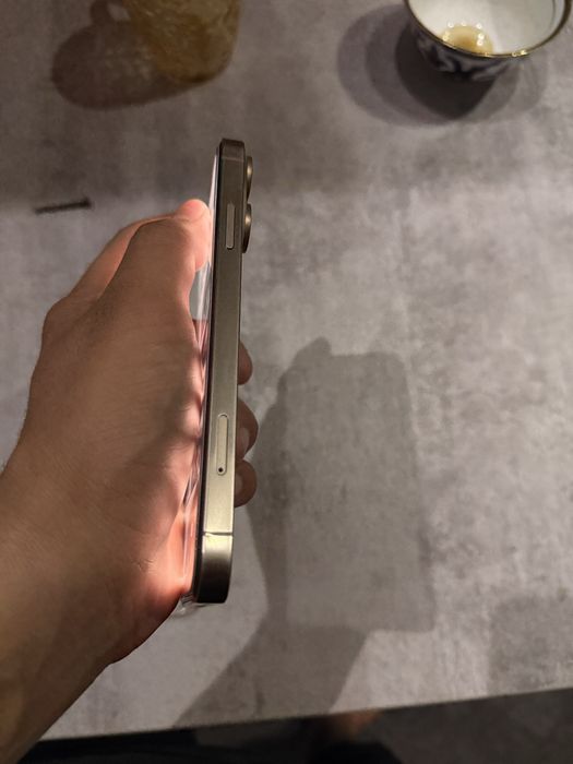 Iphone Xr 16 pro korpus qoyillgan