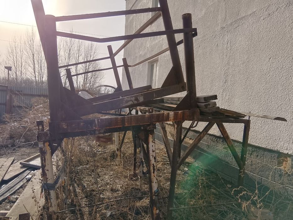 Задам в аренду столы