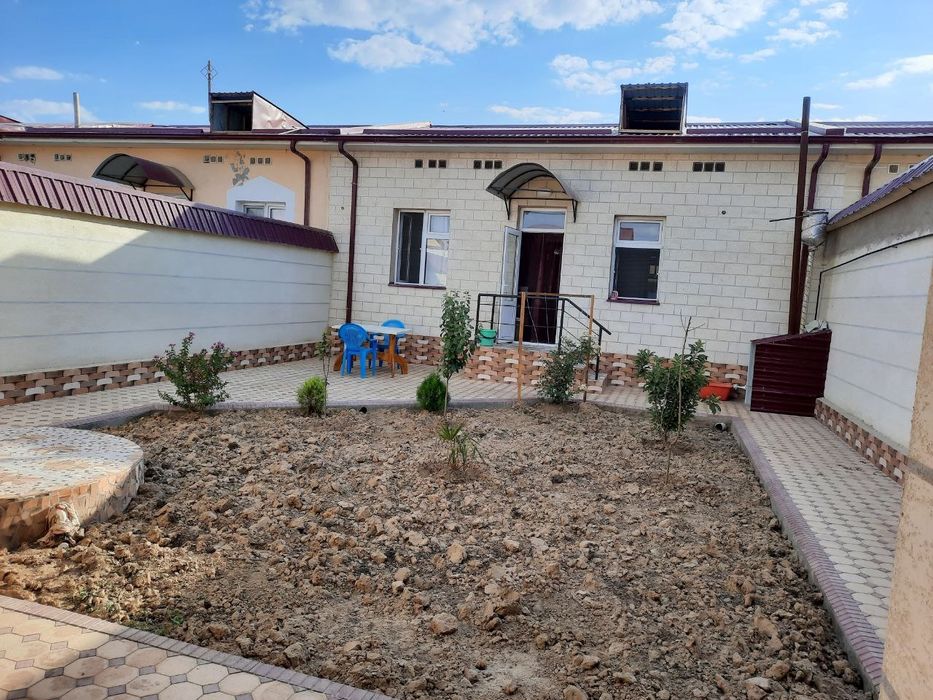 СРОЧНО 2 сотихлик евро ремонт КОТТЕДЖ сотилади