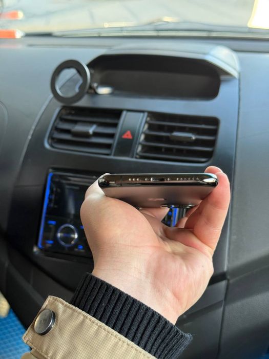 Iphone 11 Pro 64gb Xolati ideal hama joyi ishlidi yomkst 75 radnoy