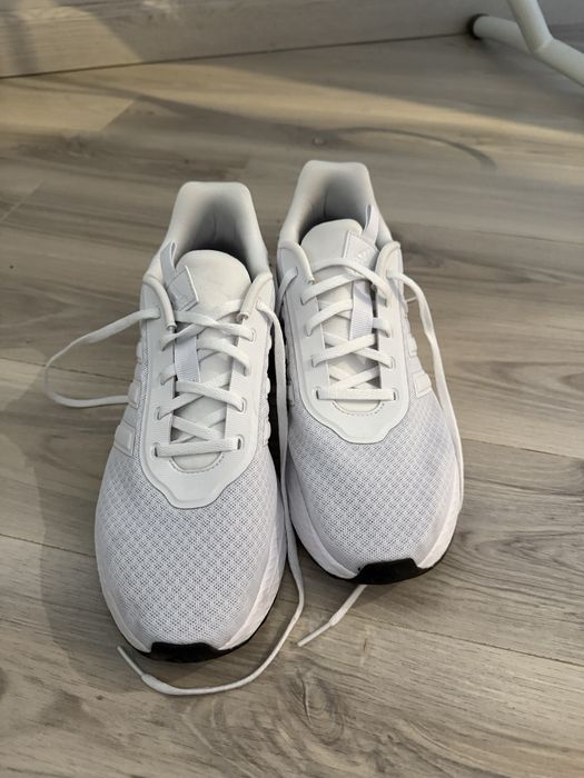 Adidas кроссовки