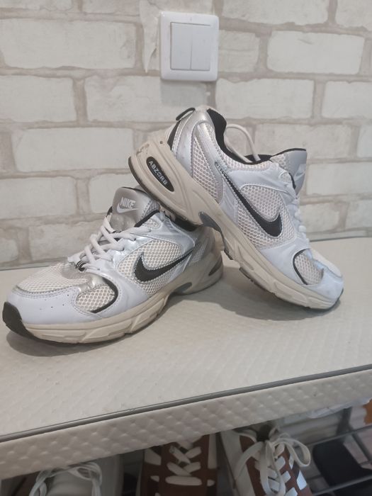 Кроссовки в отличном состоянии