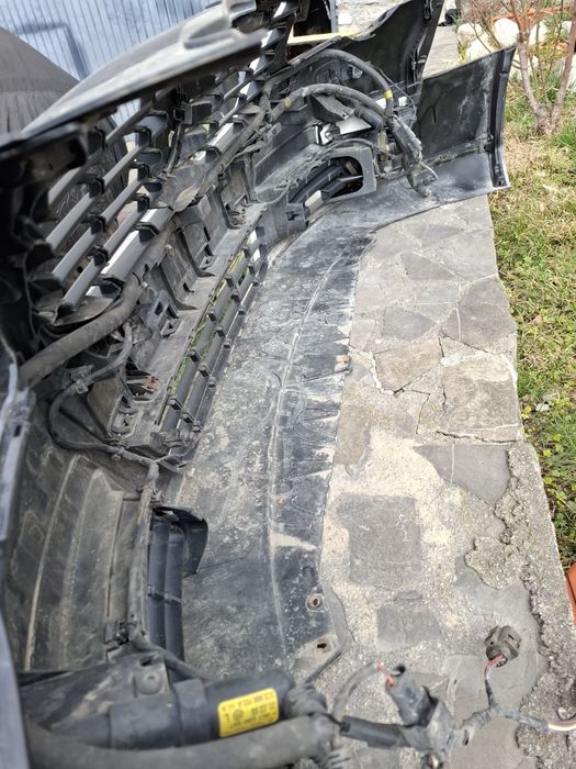 Vând bara VW PASSAT B6 Negru LC9X cu senzori,spălătoare,proiectoare