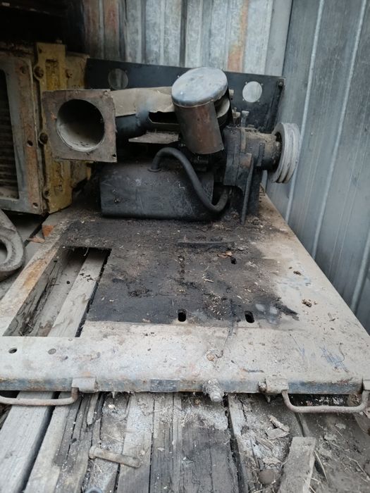 Компрессор, холодильная установка, дробилка.