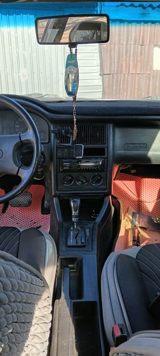 Продам Ауди 80 б4