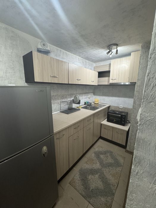 Дава се под наем Едностаен апартамент в Варна, Цветен квартал - 50 кв.м за 244.8 € - Снимка #1