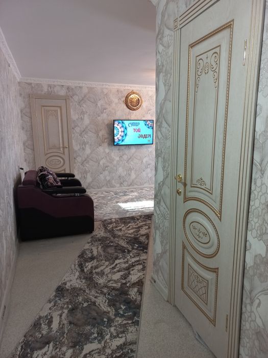 С КОНДИЦИОНЕРОМ  3 ком кв посуточно Новостройка,Цем.пос