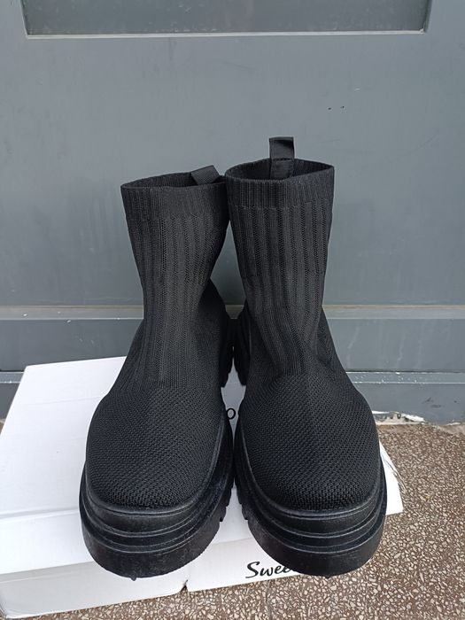 Ghete elastice mărimea 39-40, noi
