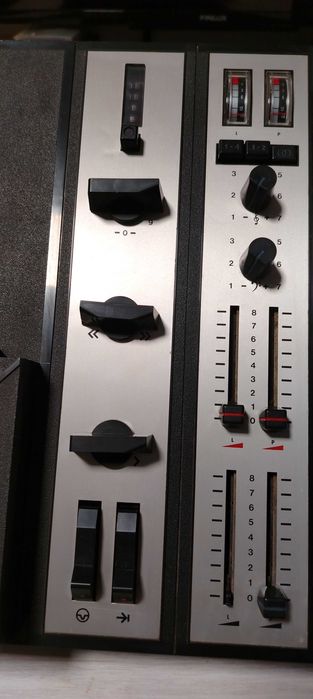 Magnetofon Tesla B93 stereo