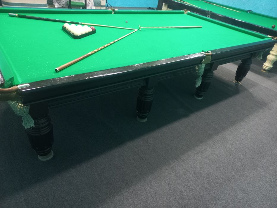 Ruski bilyar stol 3.90m.1.80 xolati idiyal yangi bilyart stol