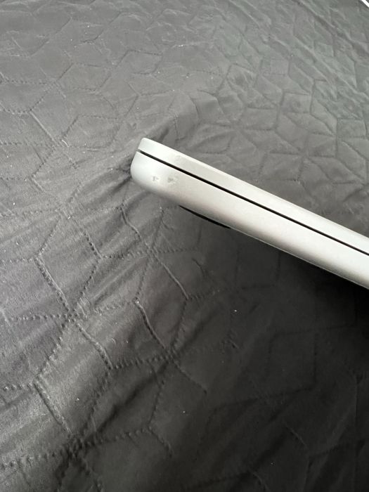 Macbook air M3 16GB/256GB