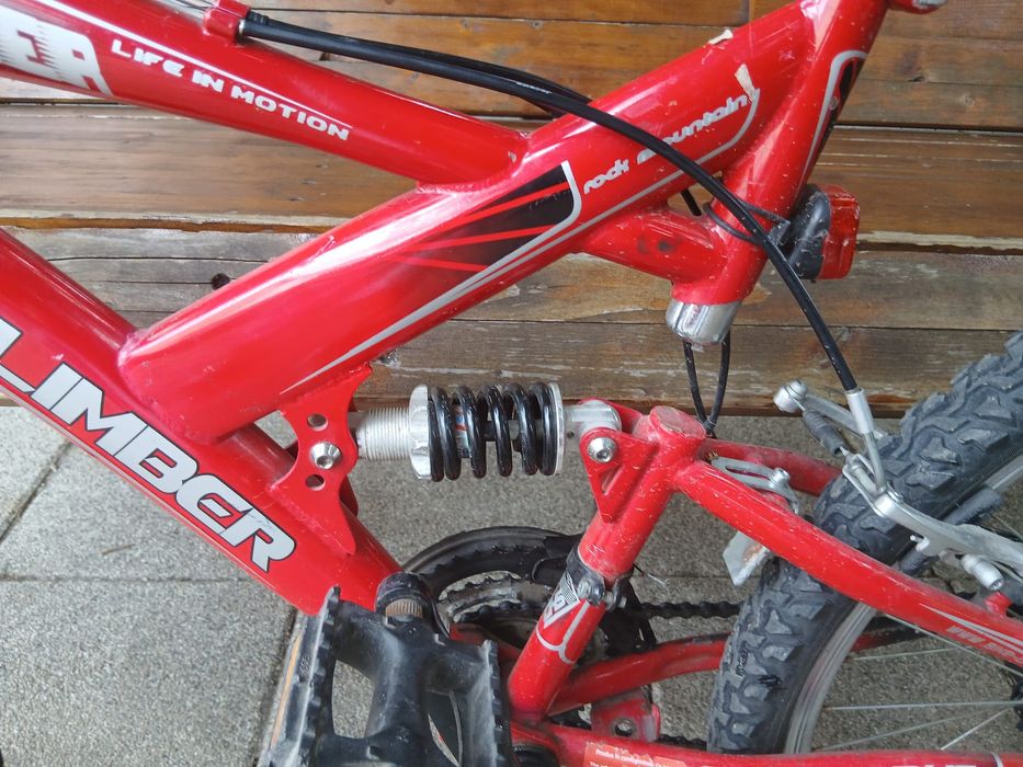Bicicletă     DHS