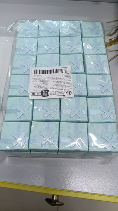 Коробки, футляры для украшения