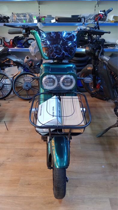 Танк 14 дюйм зеленый электровелосипед