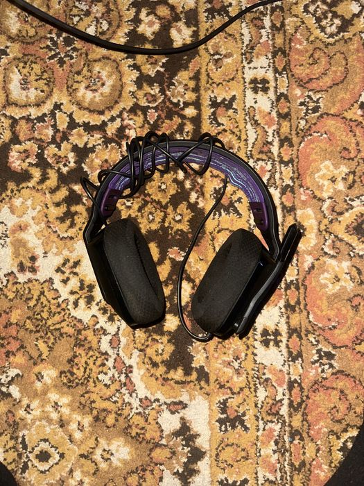 gaming cu fir Logitech G335