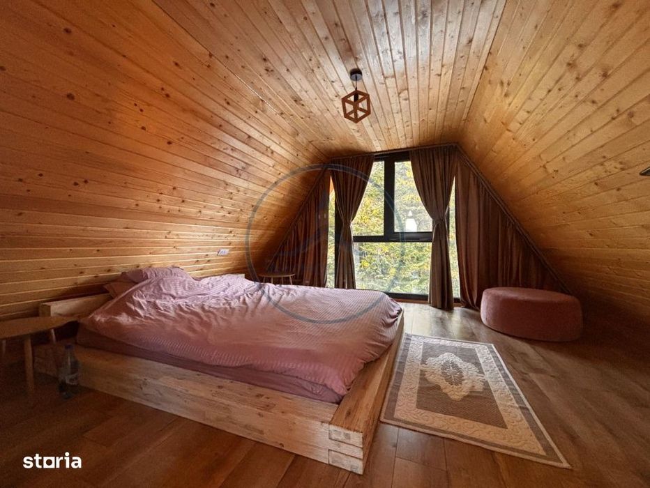 Cabana 180mp Piatra Fantanele