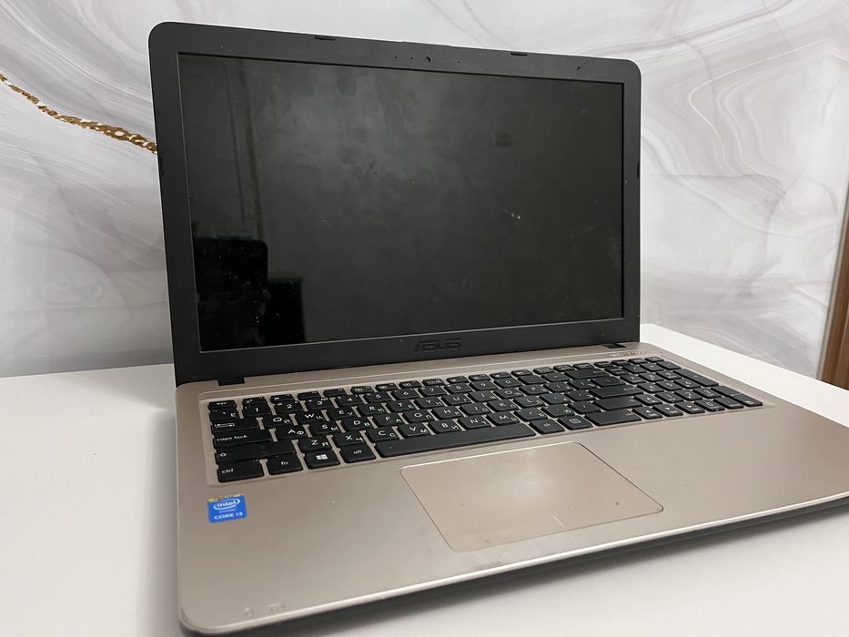 Продается Ноутбук Asus Б/у