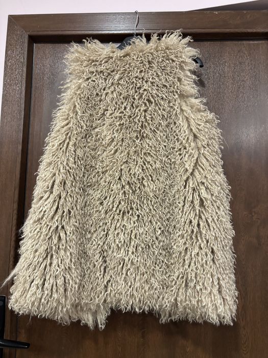 Пухен пухкав елек Dika