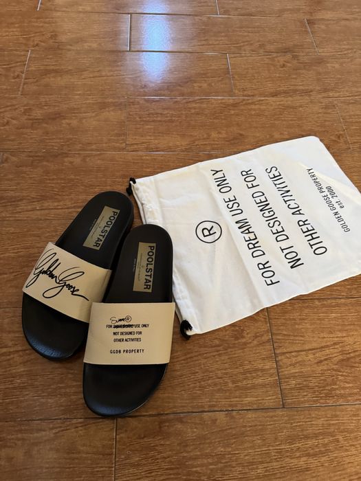 papuci / slapi Golden Goose marimea 41 - 42 noi originali
