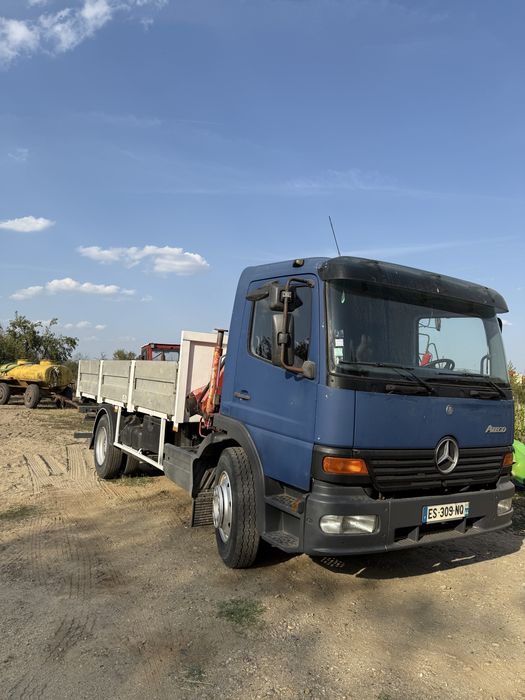 Mercedes atego cu macara fassi