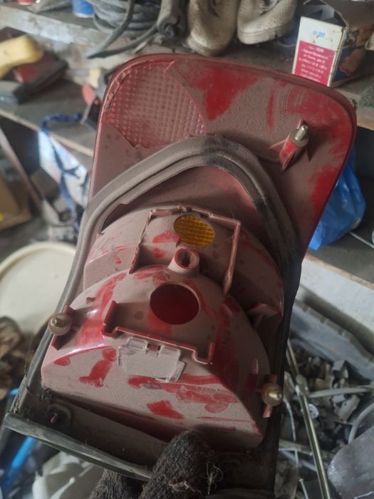 Фонари задние ауди б4