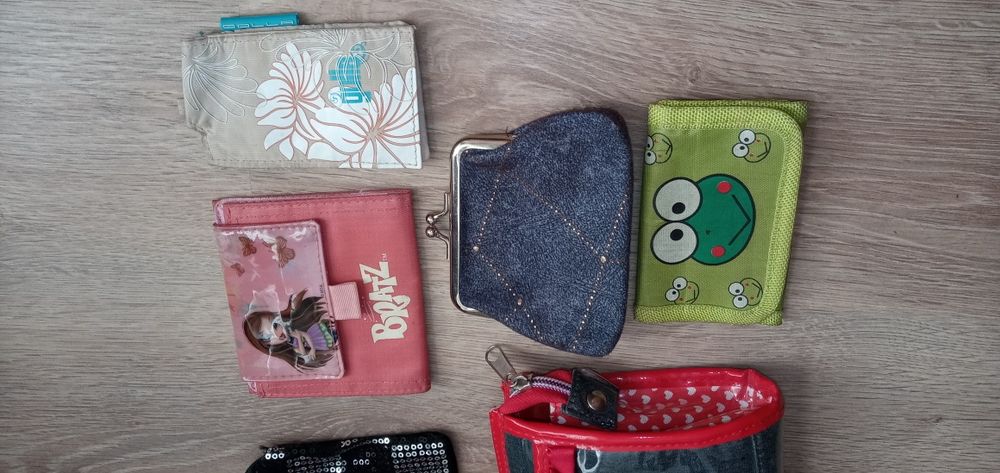 Портмонета - по избор