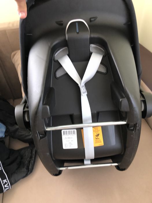 Maxi cosi столче, кошница за кола