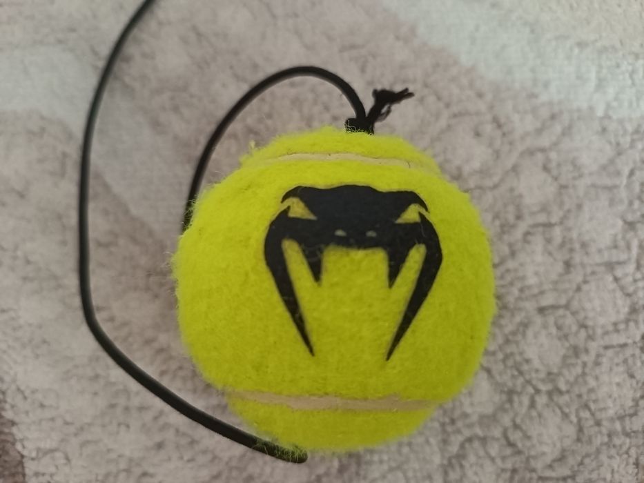 Venum Reflex Ball