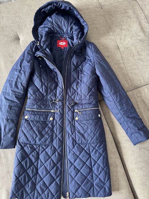 Продам весенний куртку пальто