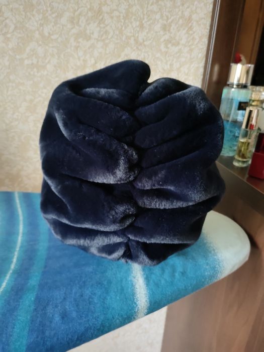 Продам шапки и варежки из норки