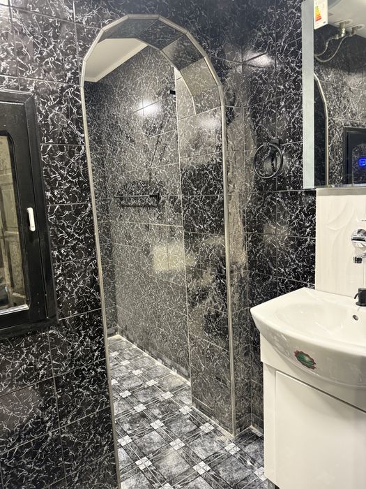 Продава се Тристаен апартамент в Казанлък - 100 кв.м за 1275 €/кв.м - Снимка #3