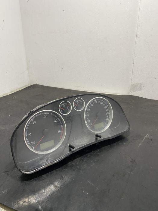 Ceas ceasuri bord Volkswagen Vw Passat B5.5 1.9 TDI maxidot  AVF 1.9