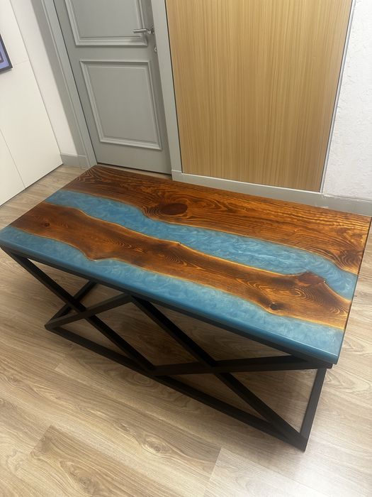 Продам эпоксидный стол