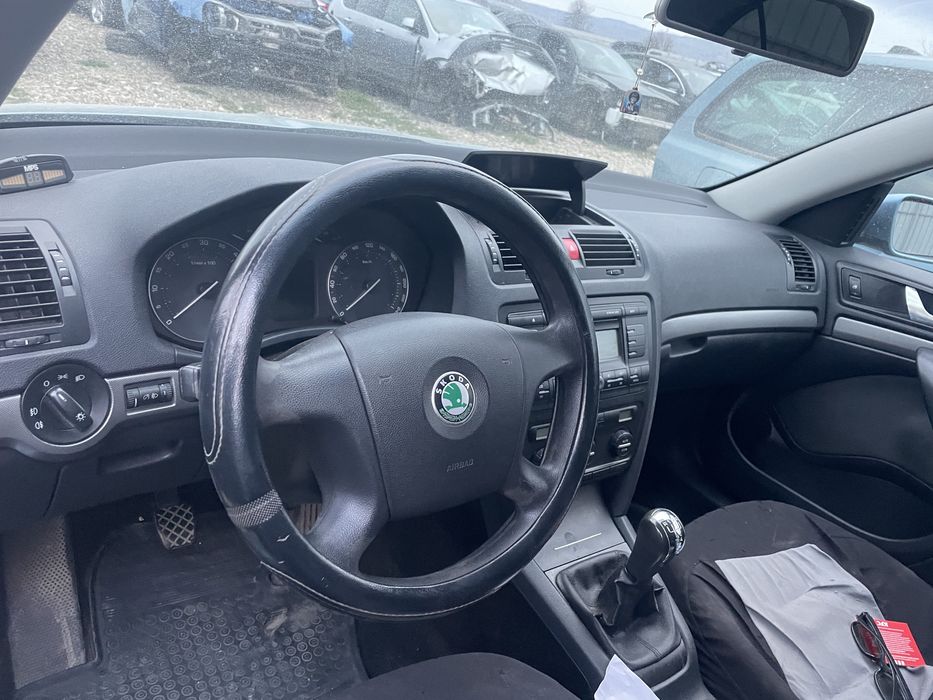 Injectoare Skoda Octavia 2 1.9 tdi BXE