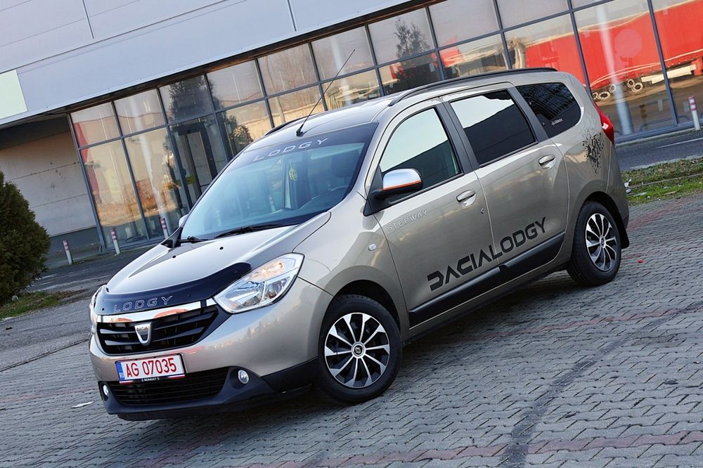 Dacia Lodgy 1.6 benzina // 7 Locuri //Germania